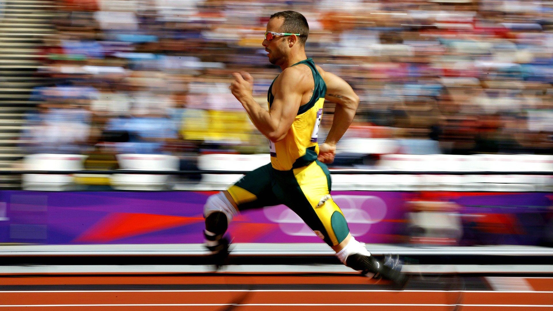 哈利伯顿狂砍30+10助马刺轻取辽宁队，跨联盟对决引爆篮球界！